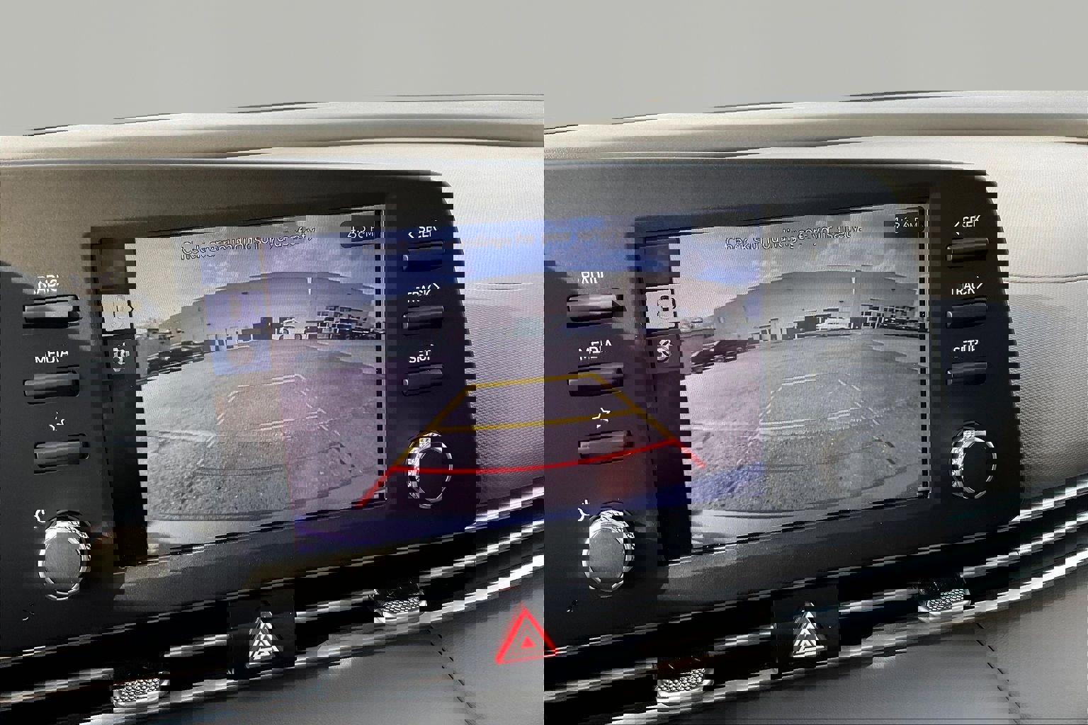 Used 2025 Hyundai Elantra Sport image 14