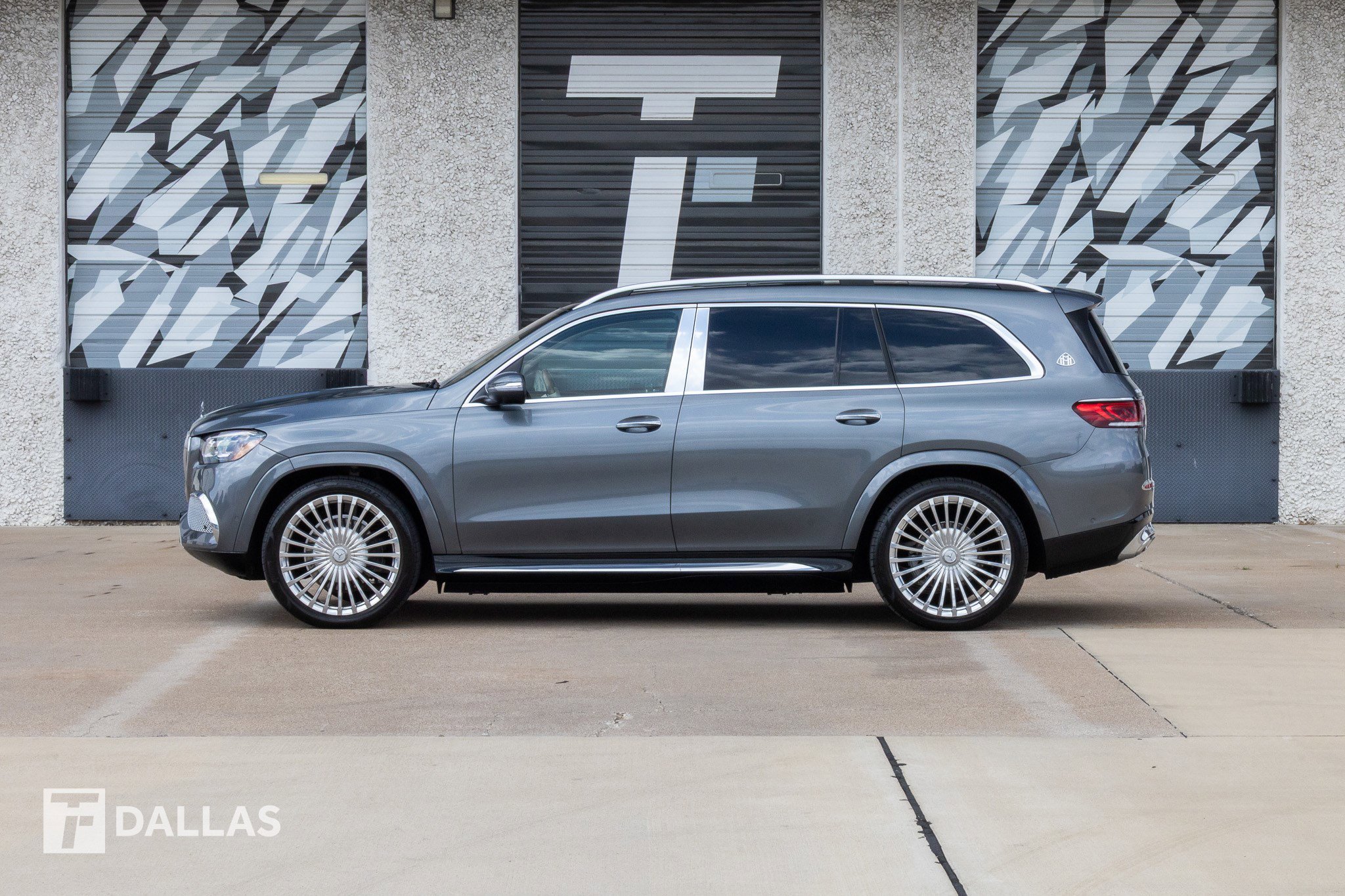 Used 2023 Mercedes-Benz Maybach GLS 600 4MATIC image 7