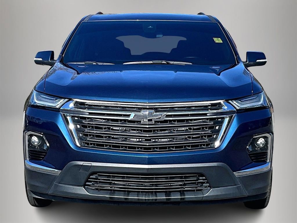 Certified 2022 Chevrolet Traverse LT image 3