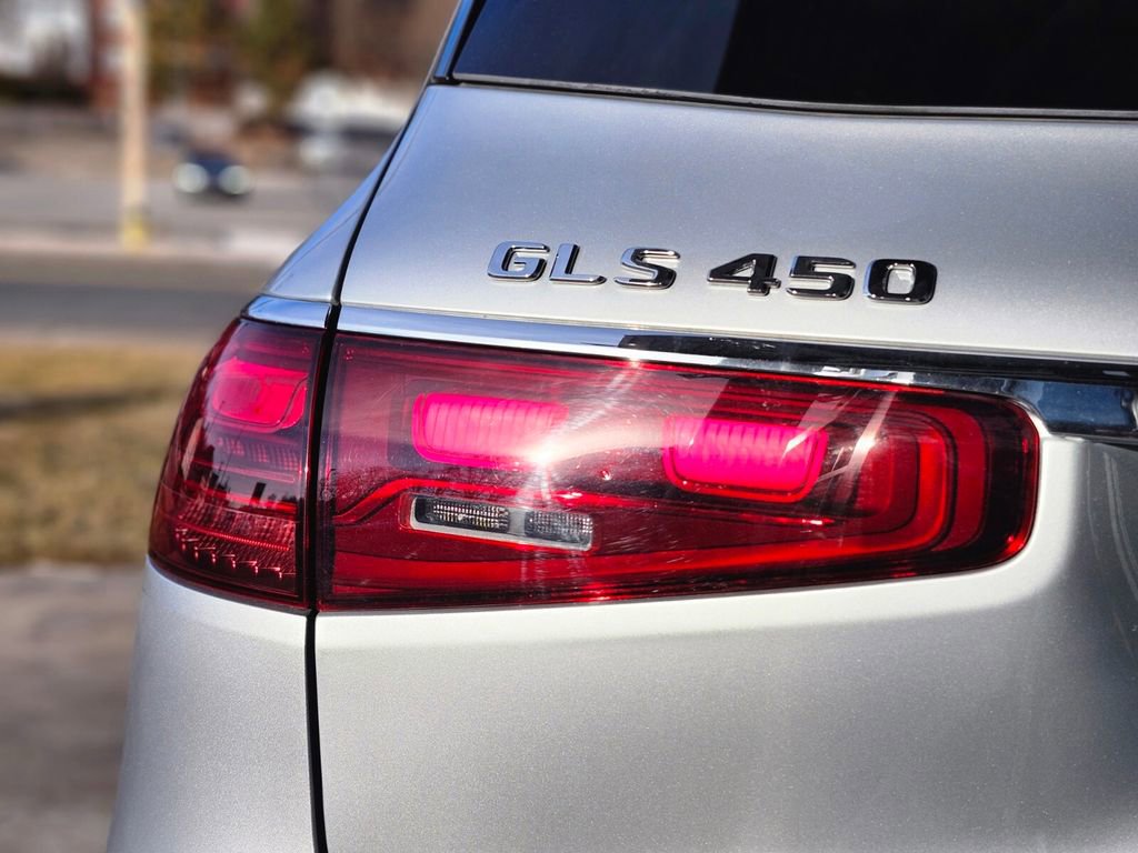 New 2026 Mercedes-Benz GLS 450 4MATIC image 9