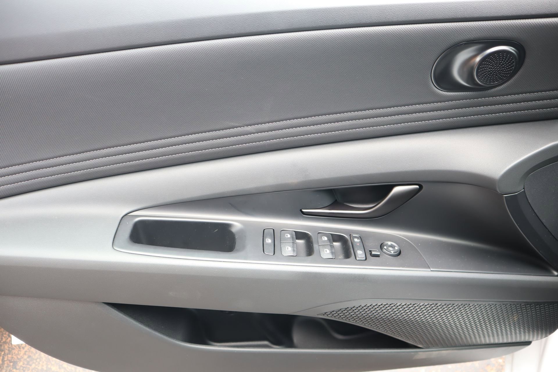 New 2025 Hyundai Elantra SEL image 20