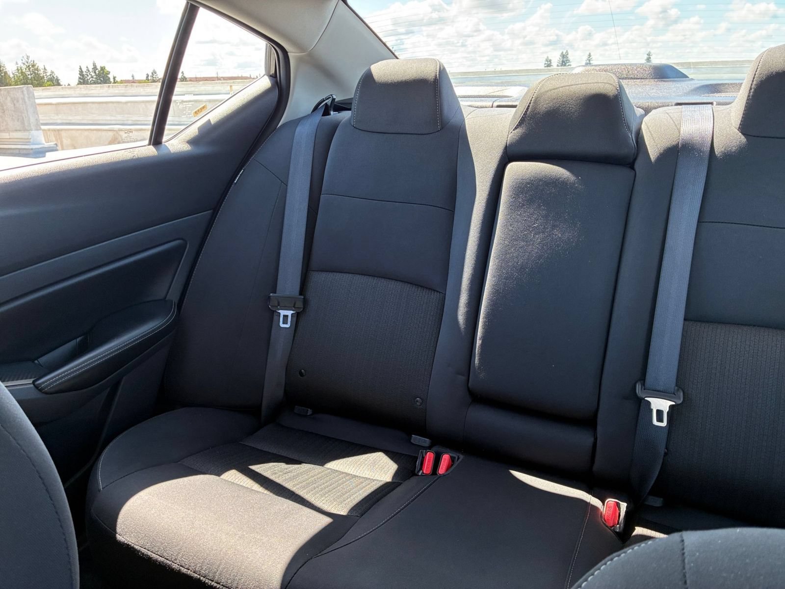 Used 2025 Nissan Altima 2.5 SV FWD image 37