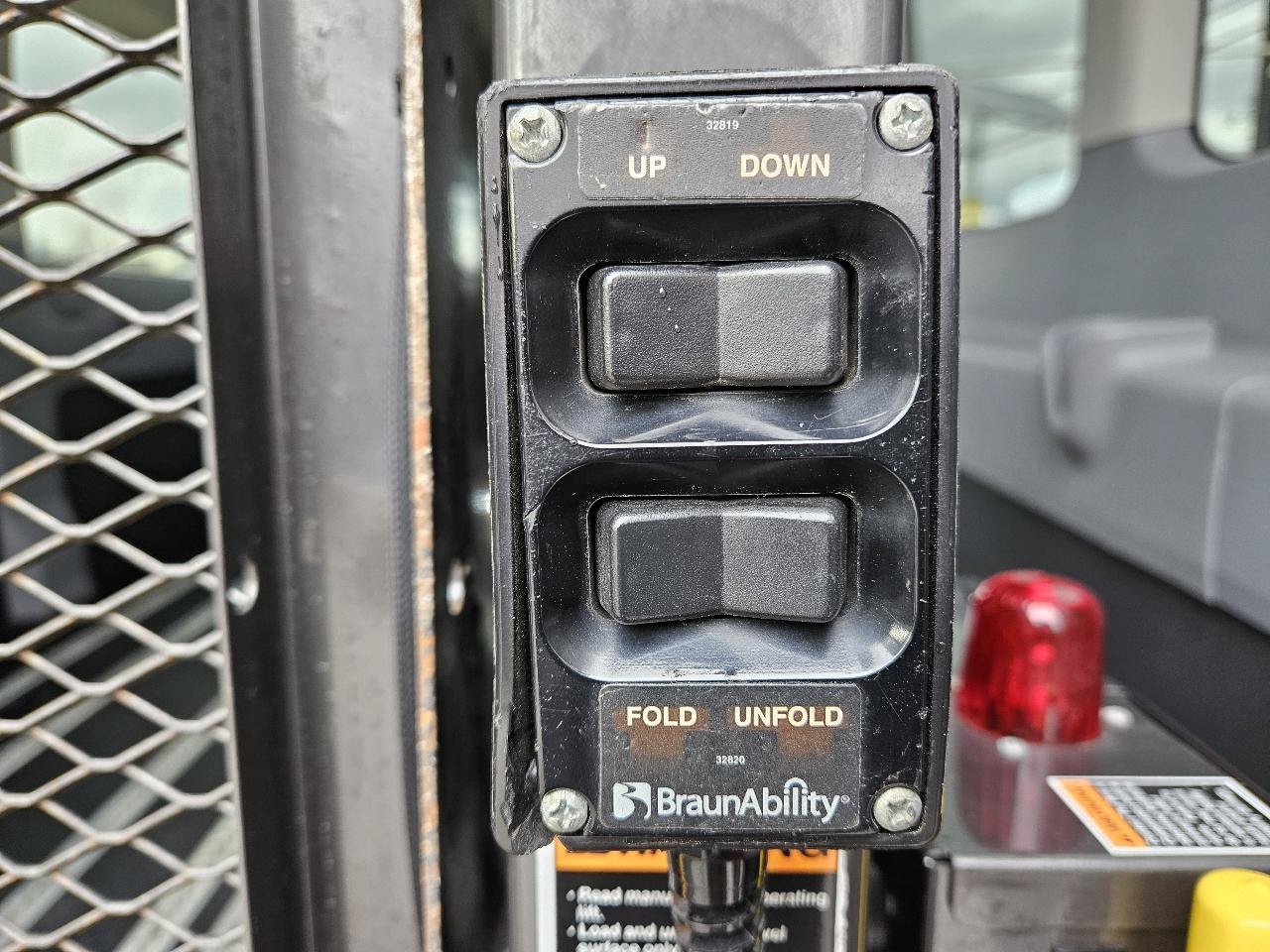 Used 2019 Ford Transit 350 XL RWD image 38
