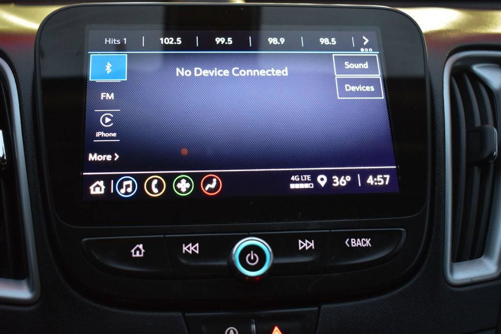 Used 2022 Chevrolet Malibu LT FWD image 37