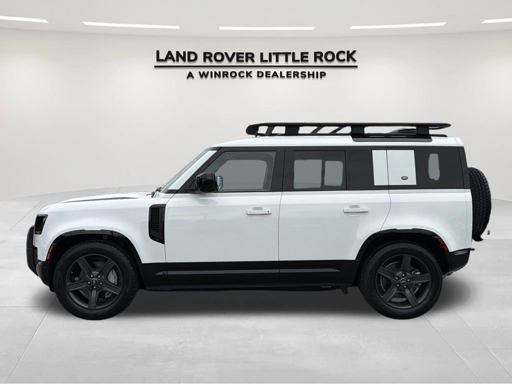 Used 2022 Land Rover Defender 110 X-Dynamic SE image 6