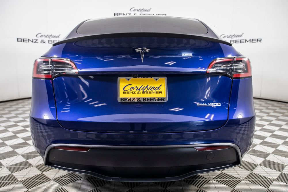 Used 2025 Tesla Model Y Performance image 22