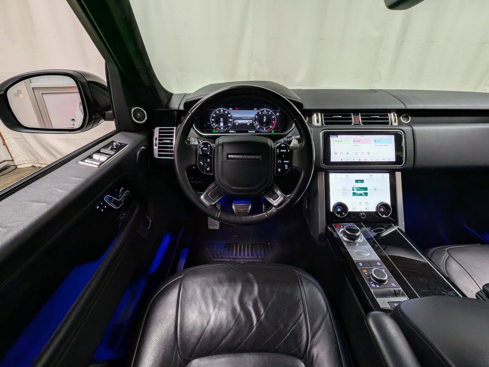Used 2019 Land Rover Range Rover Autobiography image 2