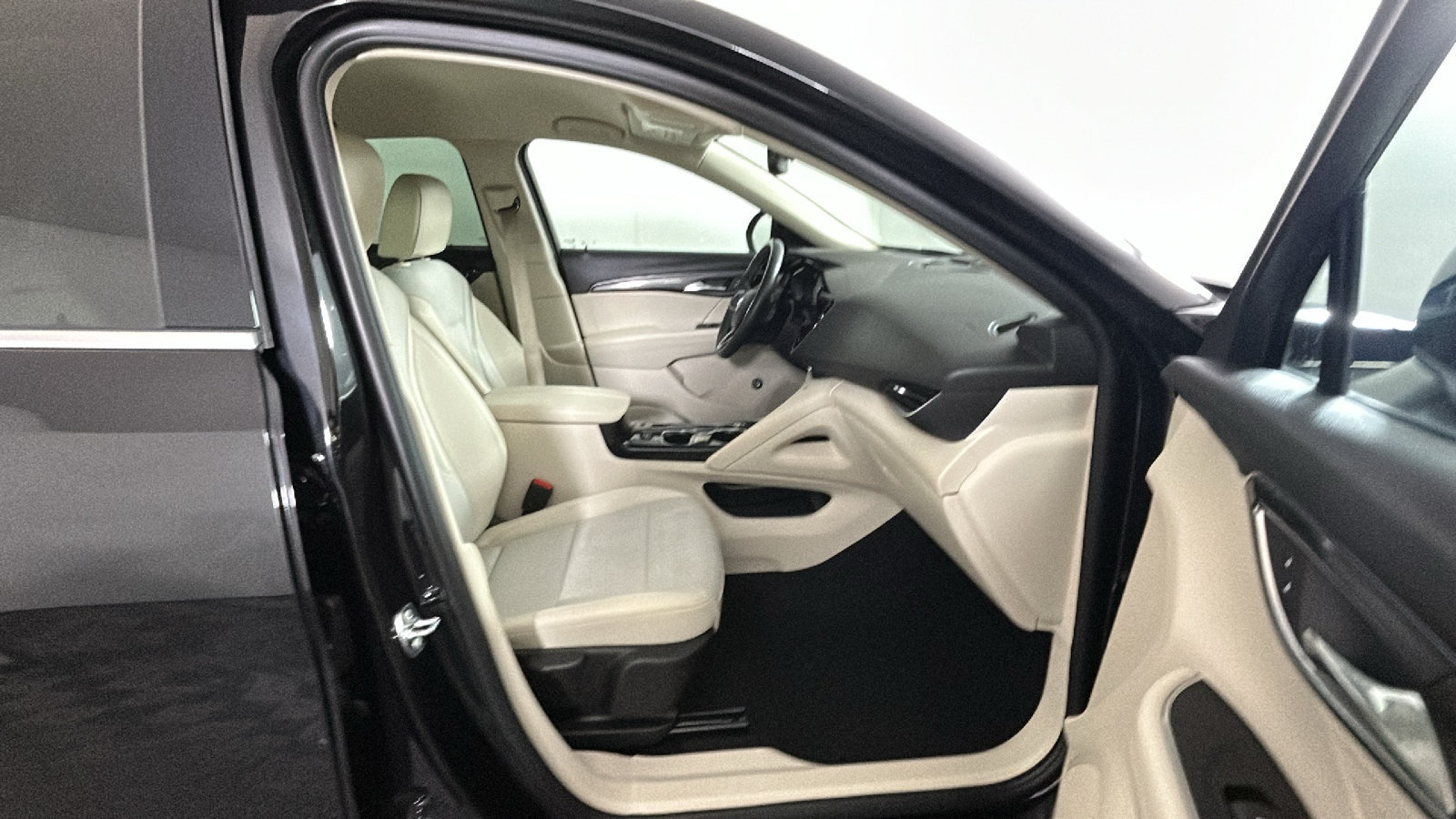 Used 2023 Buick Envision Preferred AWD/4WD image 35