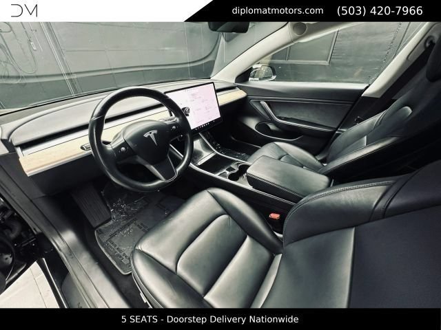 Used 2018 Tesla Model 3 Long Range RWD image 17