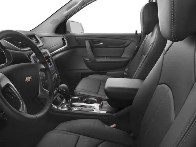 Used 2017 Chevrolet Traverse LT image 12