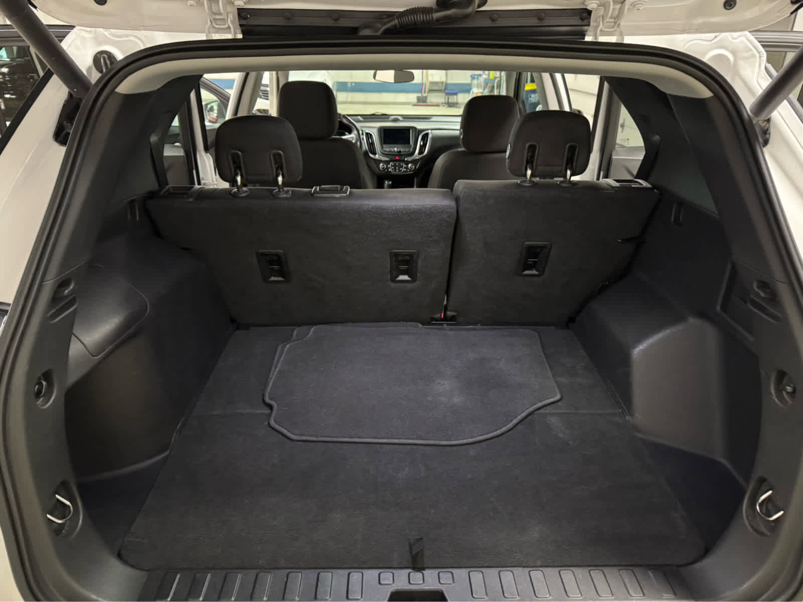 Used 2019 Chevrolet Equinox LT image 13