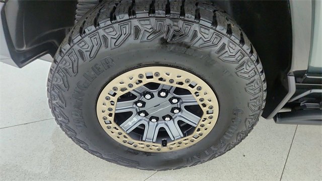 Used 2024 GMC Hummer EV 3X w/ Extreme Off-Road Package image 57