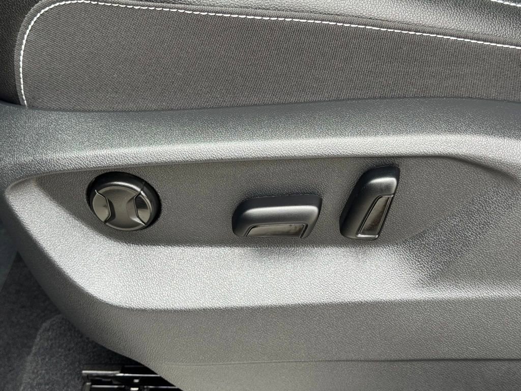 New 2026 Volkswagen Atlas SE image 14