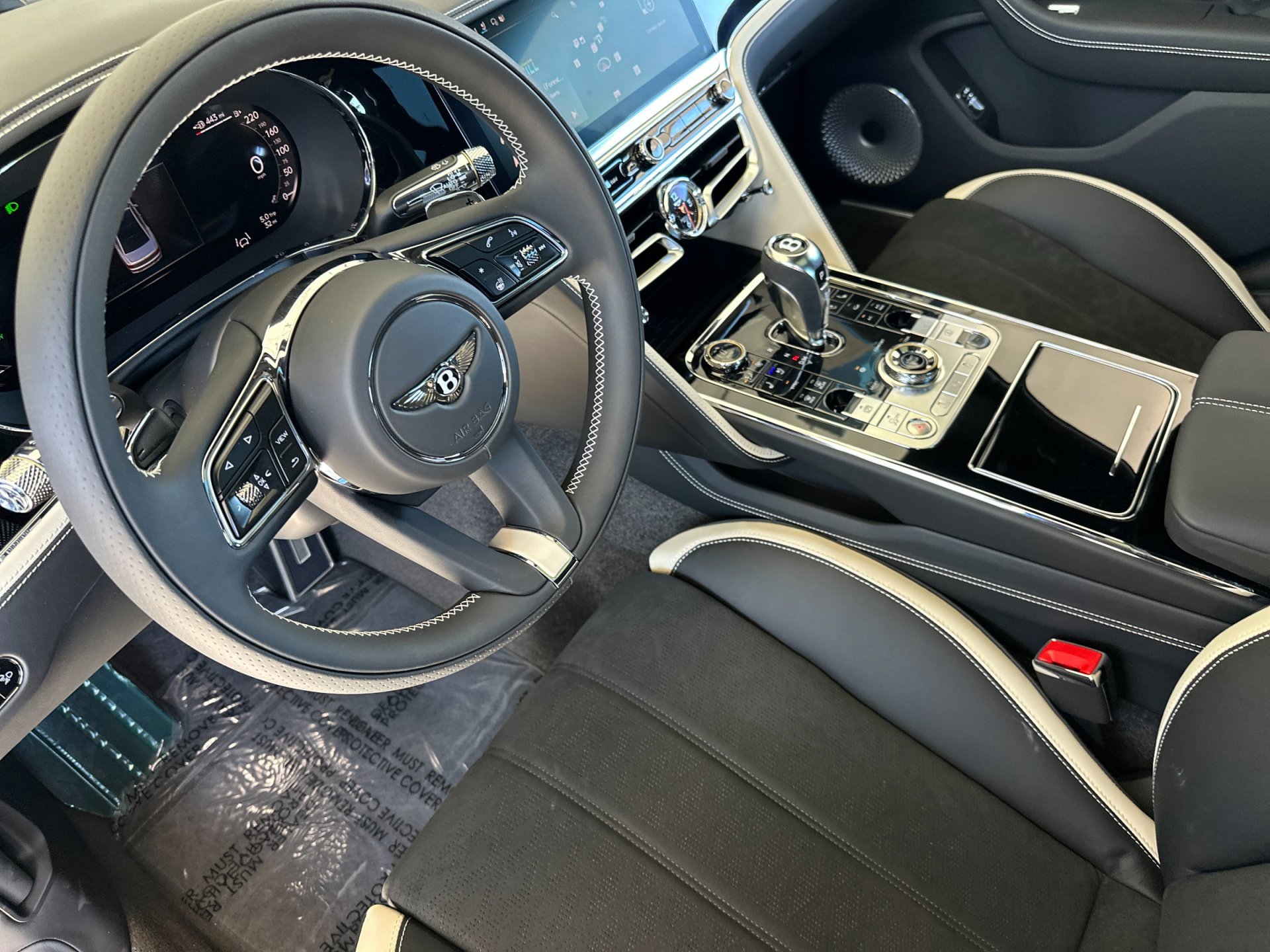 New 2025 Bentley Flying Spur Speed image 13