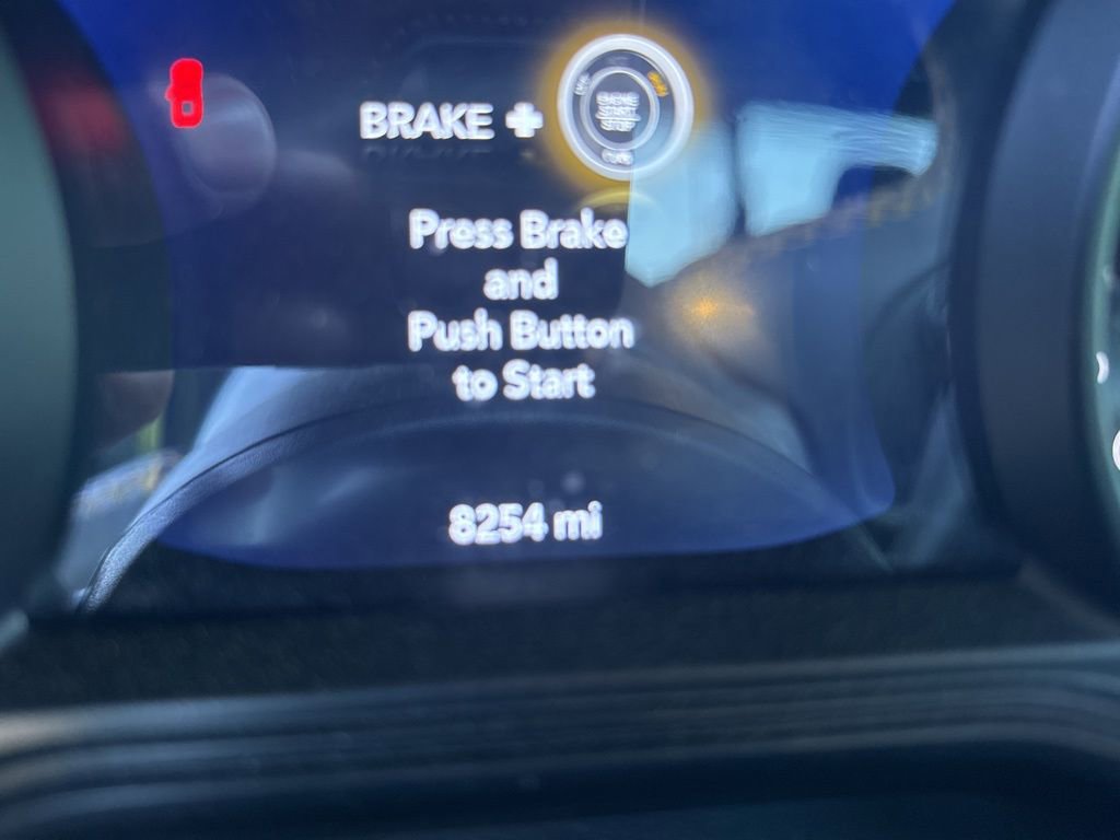 Used 2025 Jeep Gladiator Sport w/ Premium Package image 13