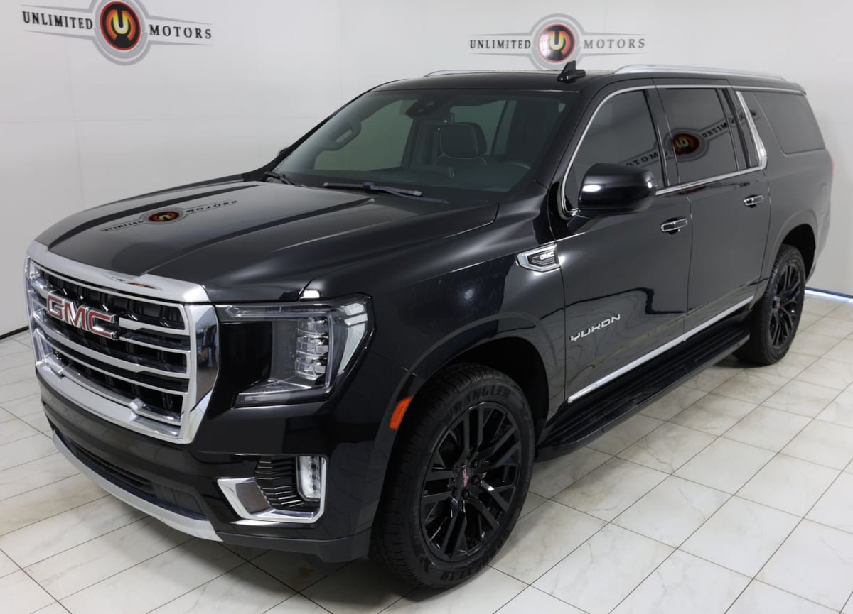 Used 2023 GMC Yukon XL SLT AWD/4WD image 35