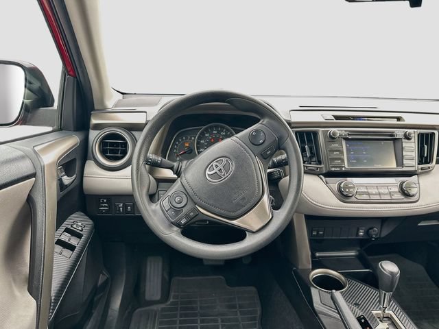 Used 2014 Toyota RAV4 XLE AWD/4WD image 11