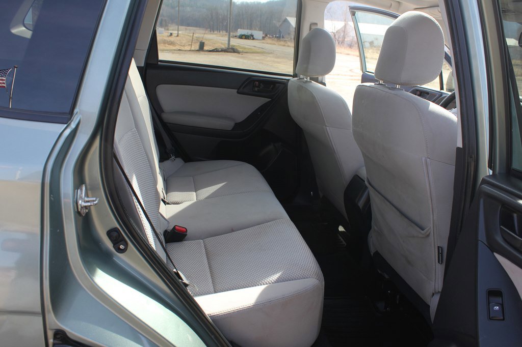 Used 2016 Subaru Forester 2.5i Premium w/ Popular Package #2 AWD/4WD image 38