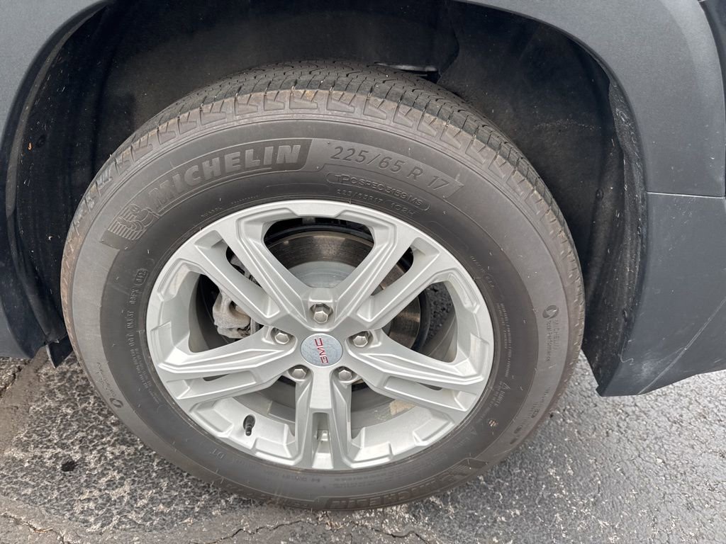 Used 2023 GMC Terrain SLE w/ Driver Convenience Package image 42