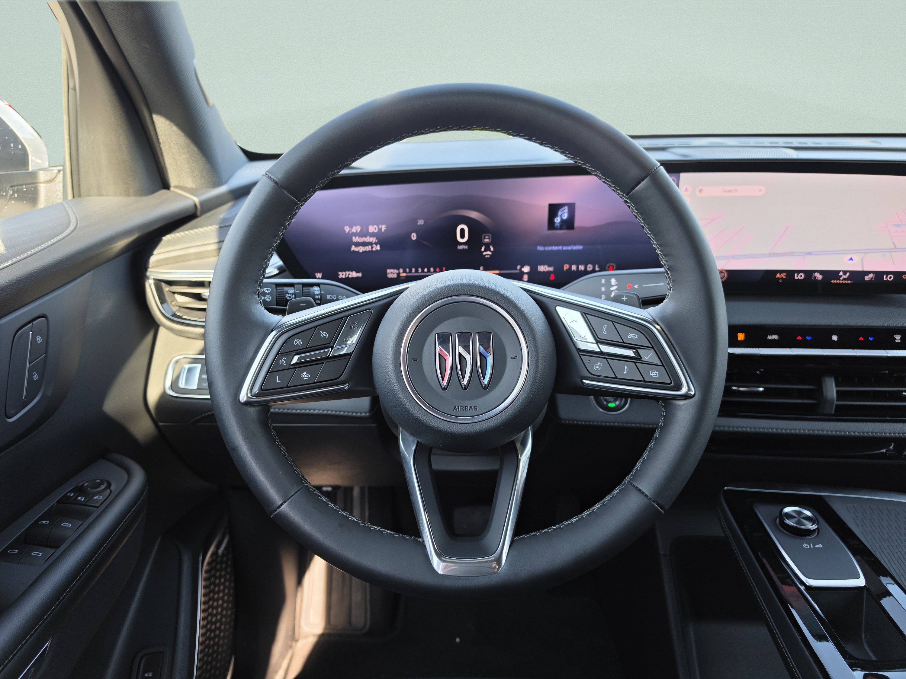 Used 2025 Buick Enclave Preferred FWD image 19