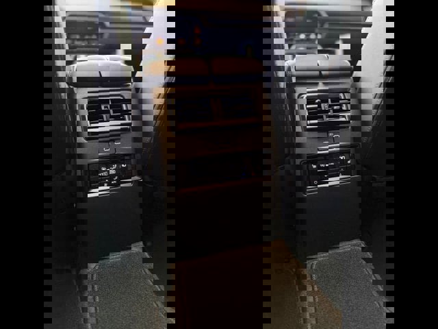 New 2025 MAZDA CX-90 Plug-In Hybrid w/ Premium Plus image 38