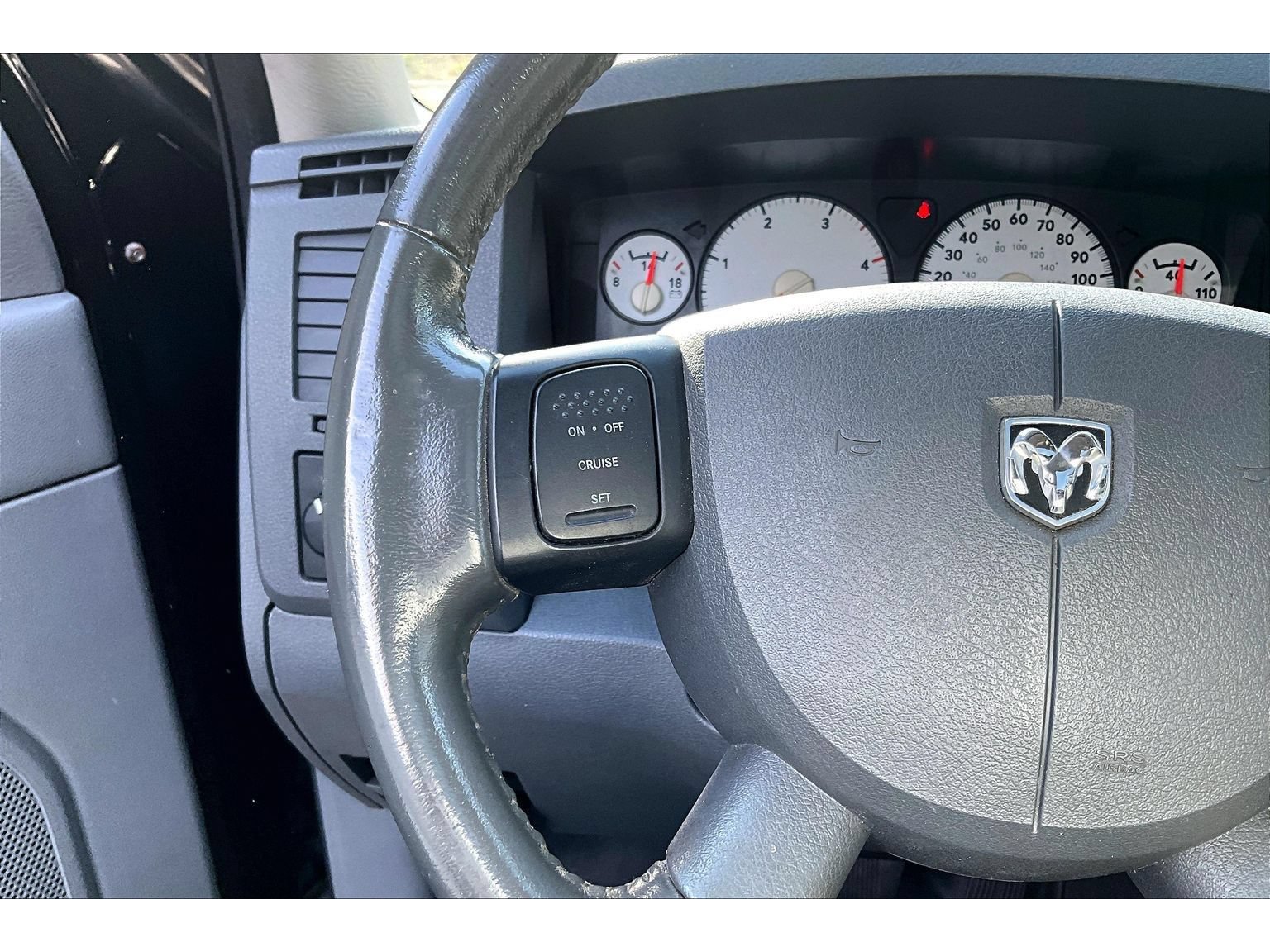 Used 2006 Dodge Ram 2500 Truck Laramie AWD/4WD image 18