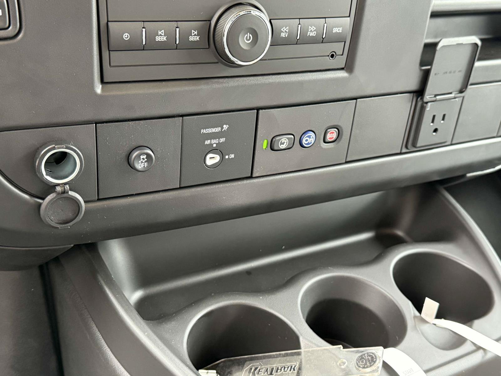 New 2025 Chevrolet Express 3500 Extended RWD image 11