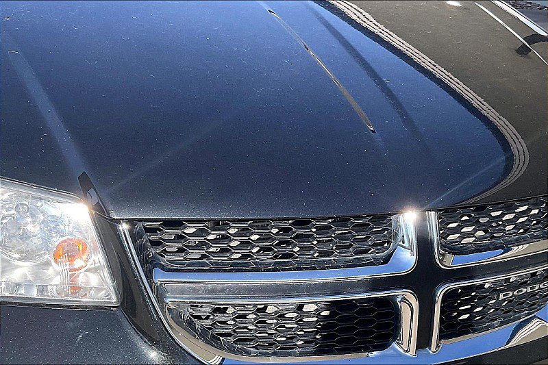 Used 2020 Dodge Grand Caravan SXT image 32