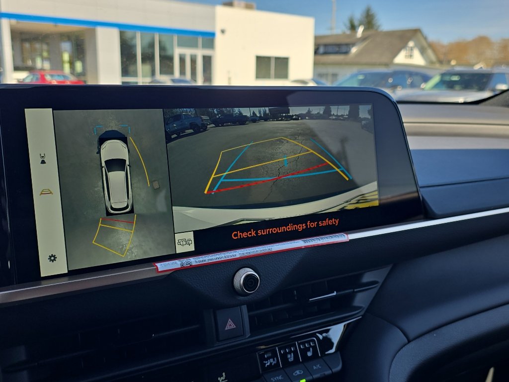 New 2026 Toyota Crown Signia image 30