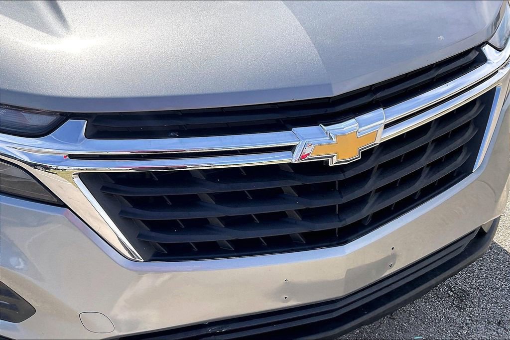 Used 2023 Chevrolet Equinox LS AWD/4WD image 28