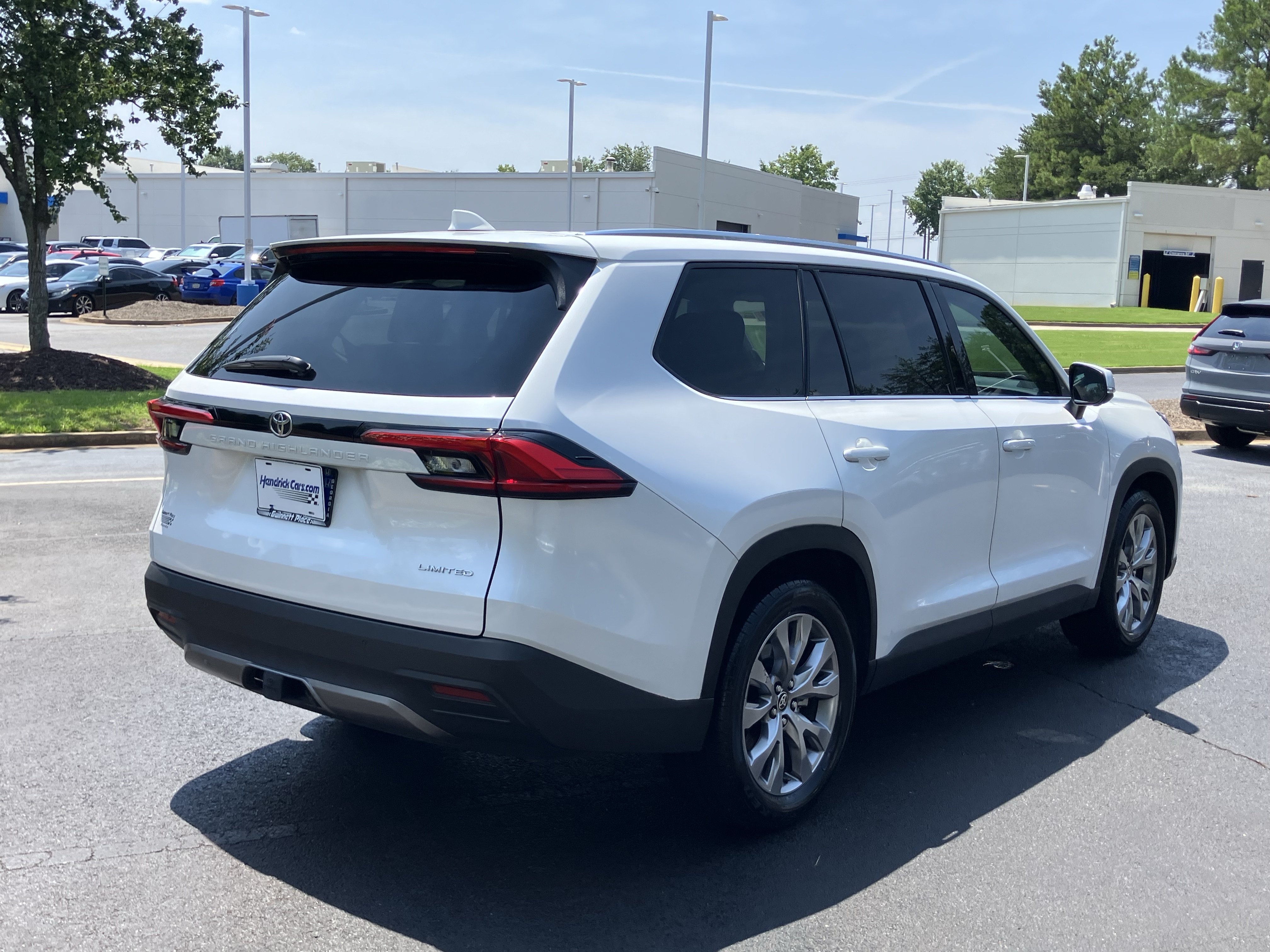 Used 2024 Toyota Grand Highlander FWD image 10