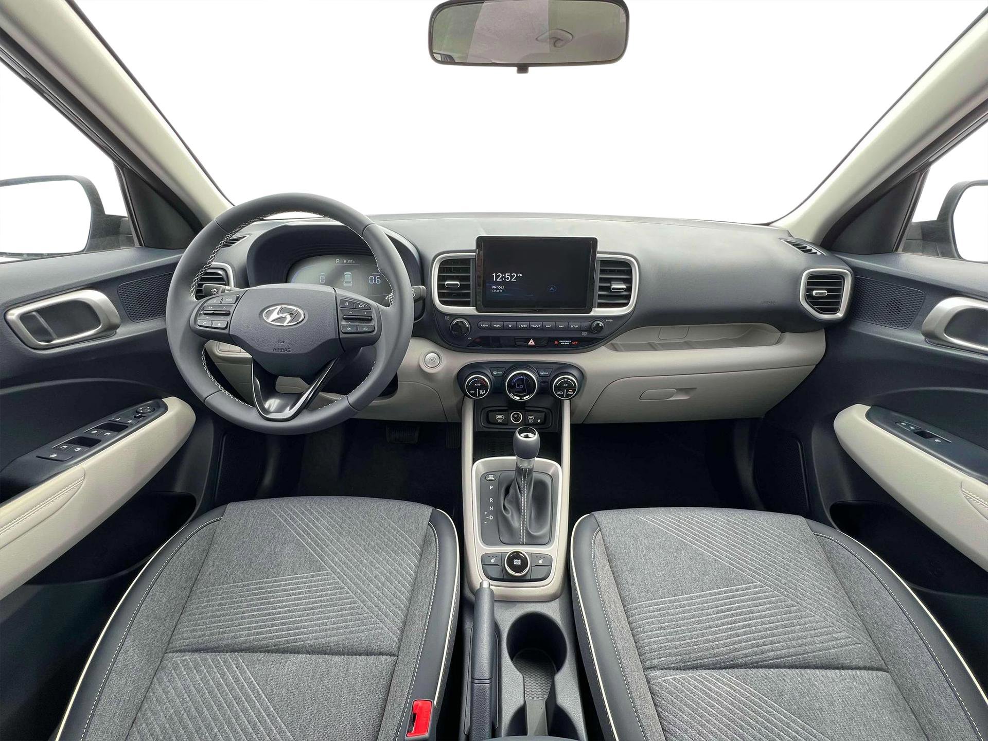 New 2025 Hyundai Venue Limited image 13