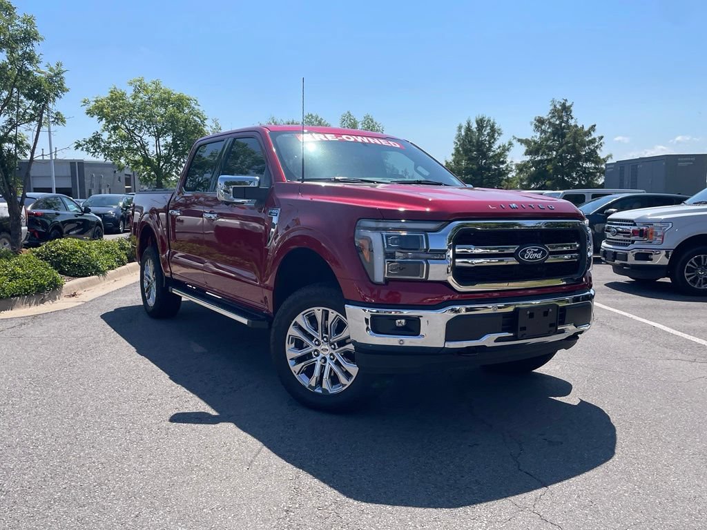 Used 2025 Ford F150 Lariat w/ Equipment Group 501A Mid AWD/4WD image 2