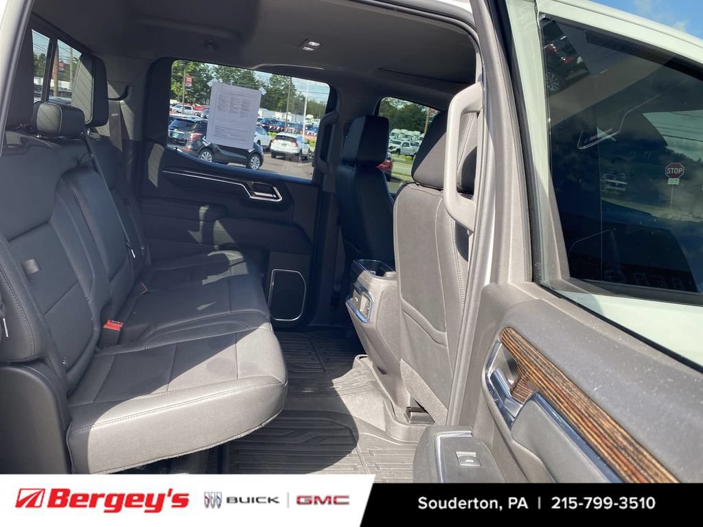 Used 2024 GMC Sierra 1500 Elevation w/ Elevation Premium Package AWD/4WD image 31