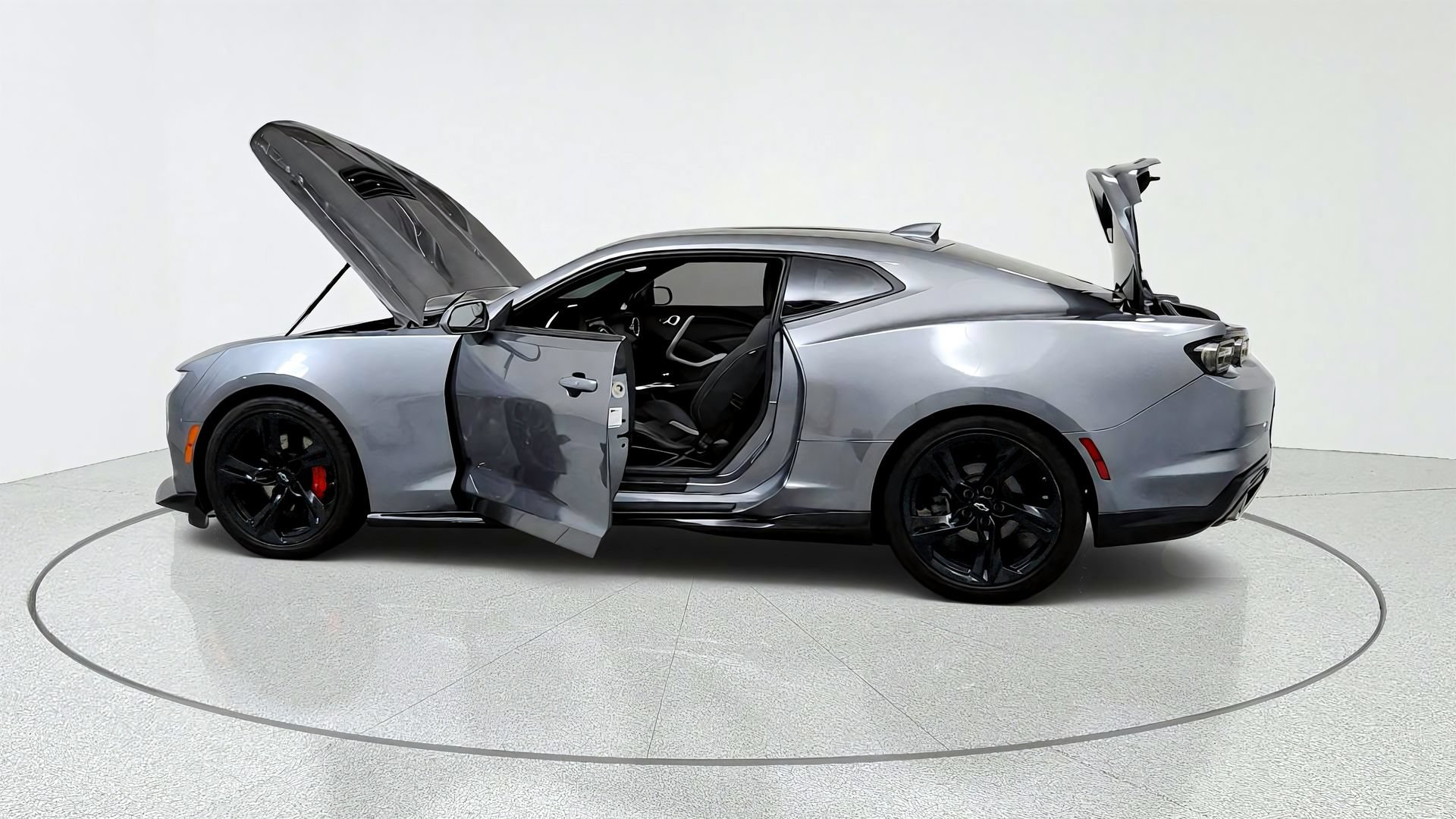 Used 2021 Chevrolet Camaro LT w/ RS Package RWD image 10