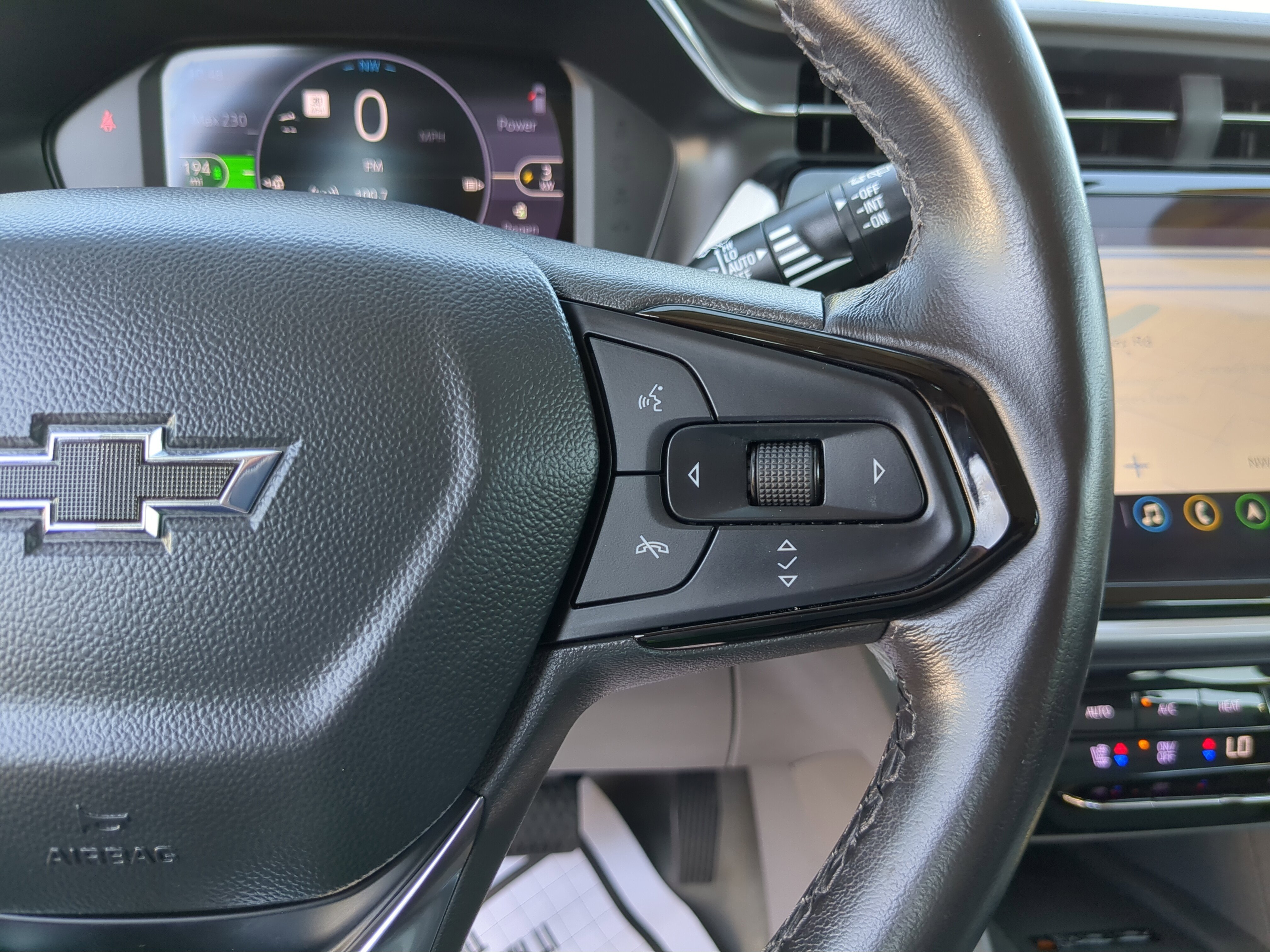 Certified 2022 Chevrolet Bolt EUV Premier w/ Sun & Sound Package image 30