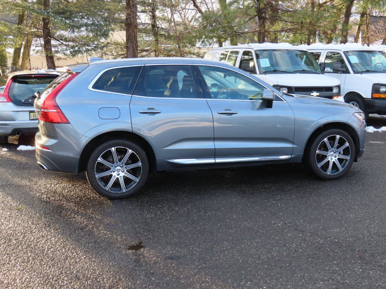 Used 2021 Volvo XC60 T5 Inscription w/ Climate Package image 21