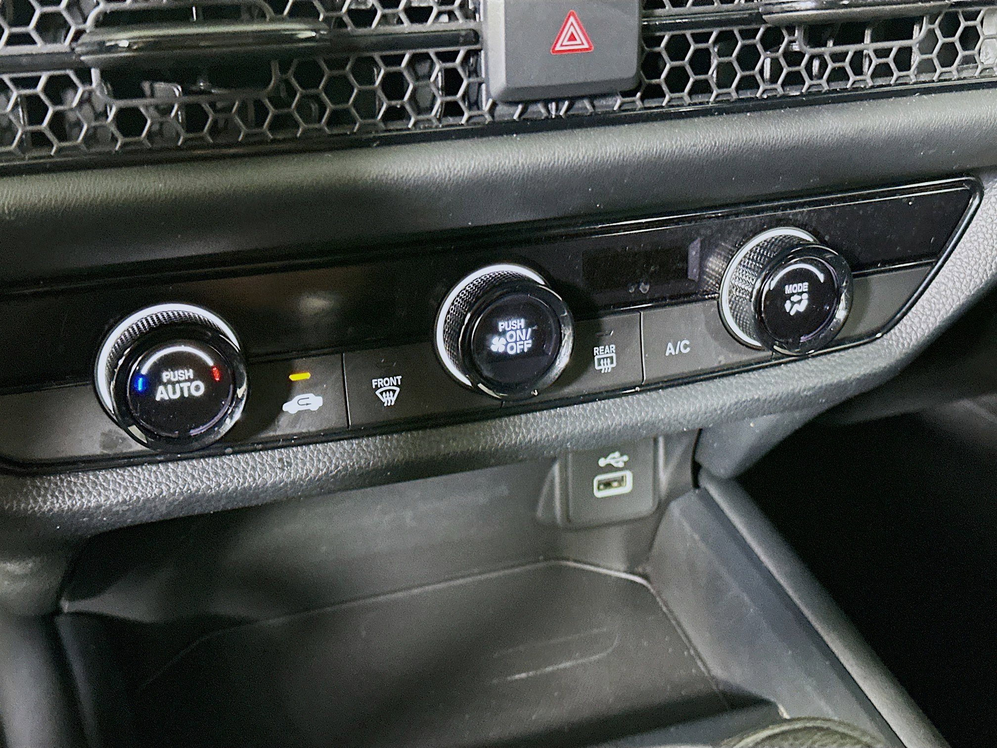 Used 2023 Honda HR-V LX image 23