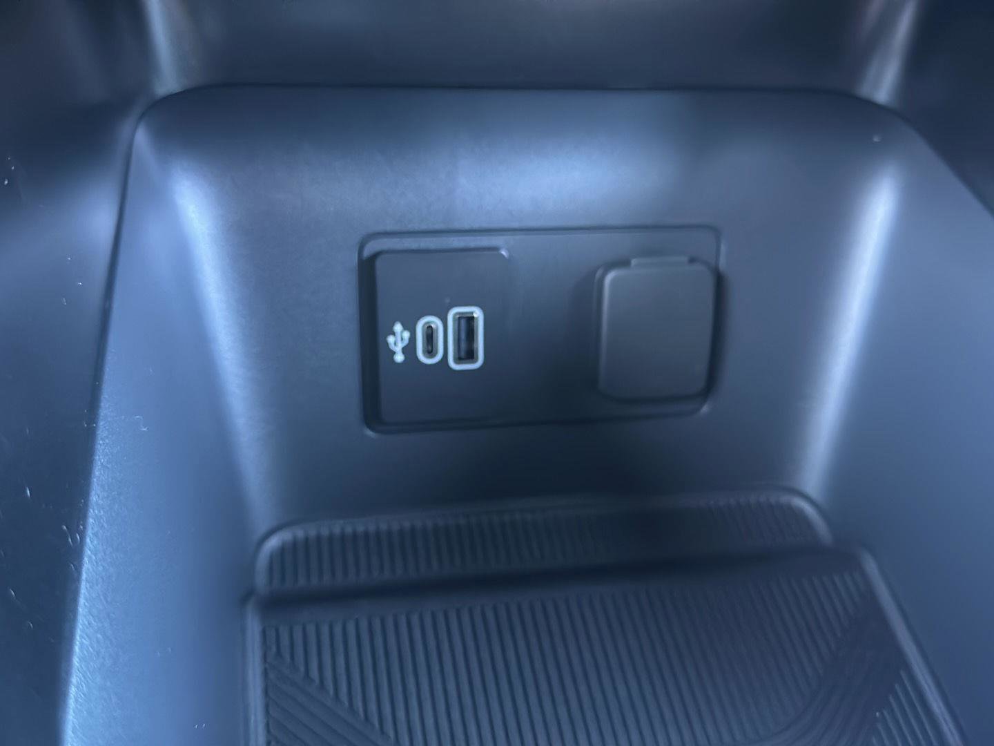 New 2026 Ford Explorer ST-Line image 22