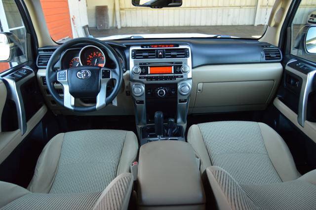 Used 2011 Toyota 4Runner SR5 AWD/4WD image 16