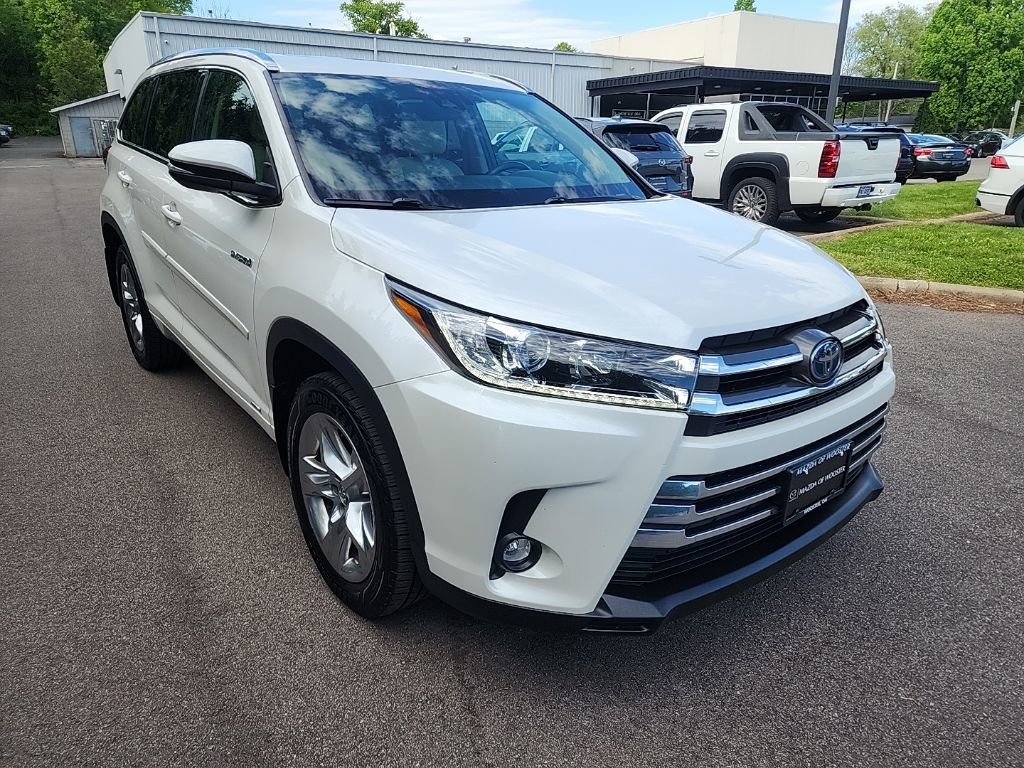 Used 2019 Toyota Highlander Limited AWD/4WD image 3