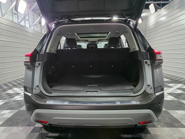 Used 2022 Nissan Rogue SV w/ SV Premium Package image 35