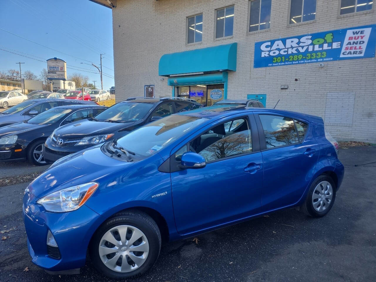 Used 2014 Toyota Prius C Three image 5