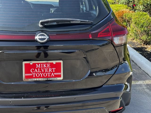 Used 2024 Nissan Kicks S FWD image 9
