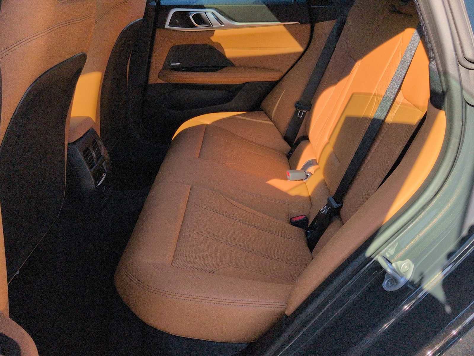 New 2026 BMW 440i xDrive w/ Premium Package AWD/4WD image 21