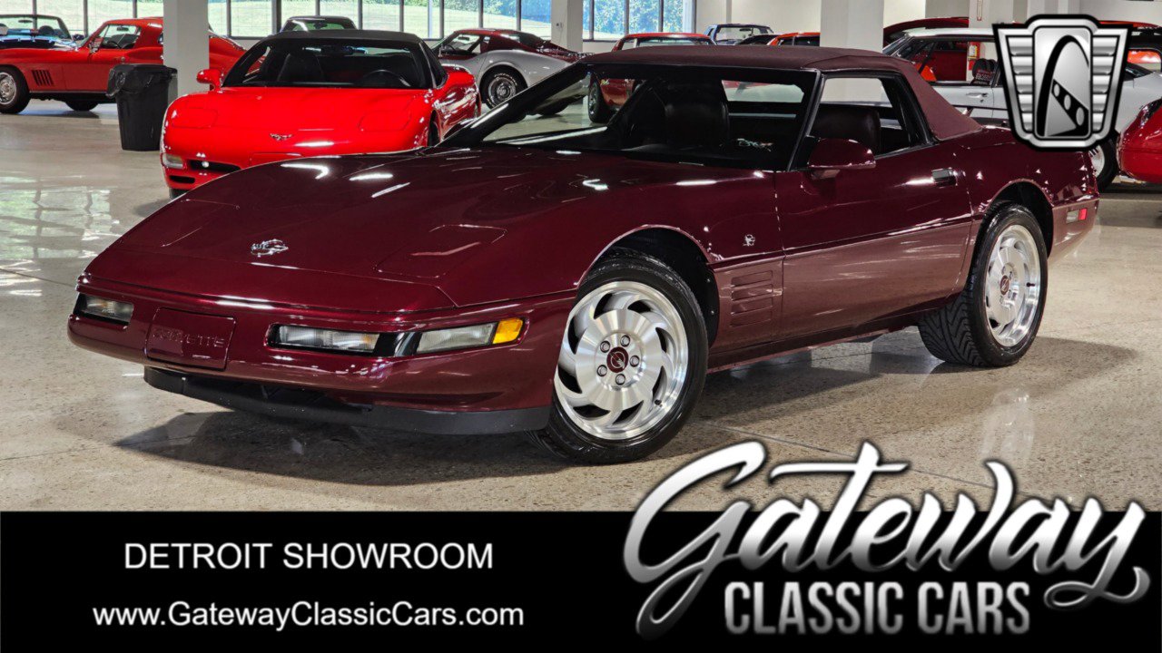 Used 1993 Chevrolet Corvette Convertible video 1