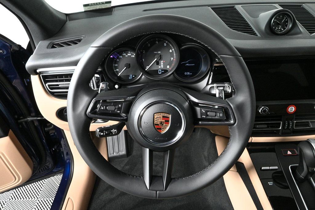 New 2026 Porsche Macan image 9