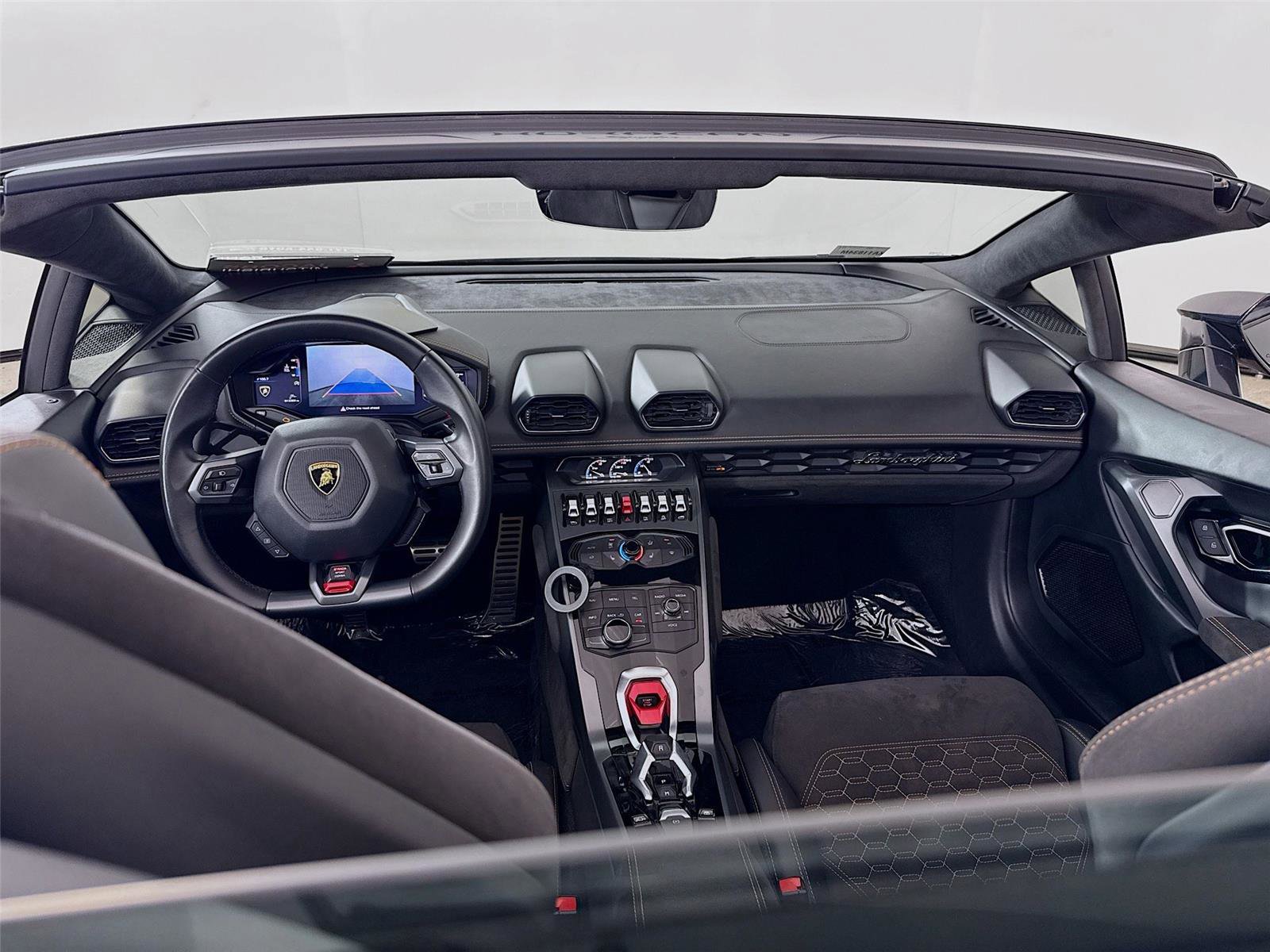 Used 2019 Lamborghini Huracan LP 580-2 image 6