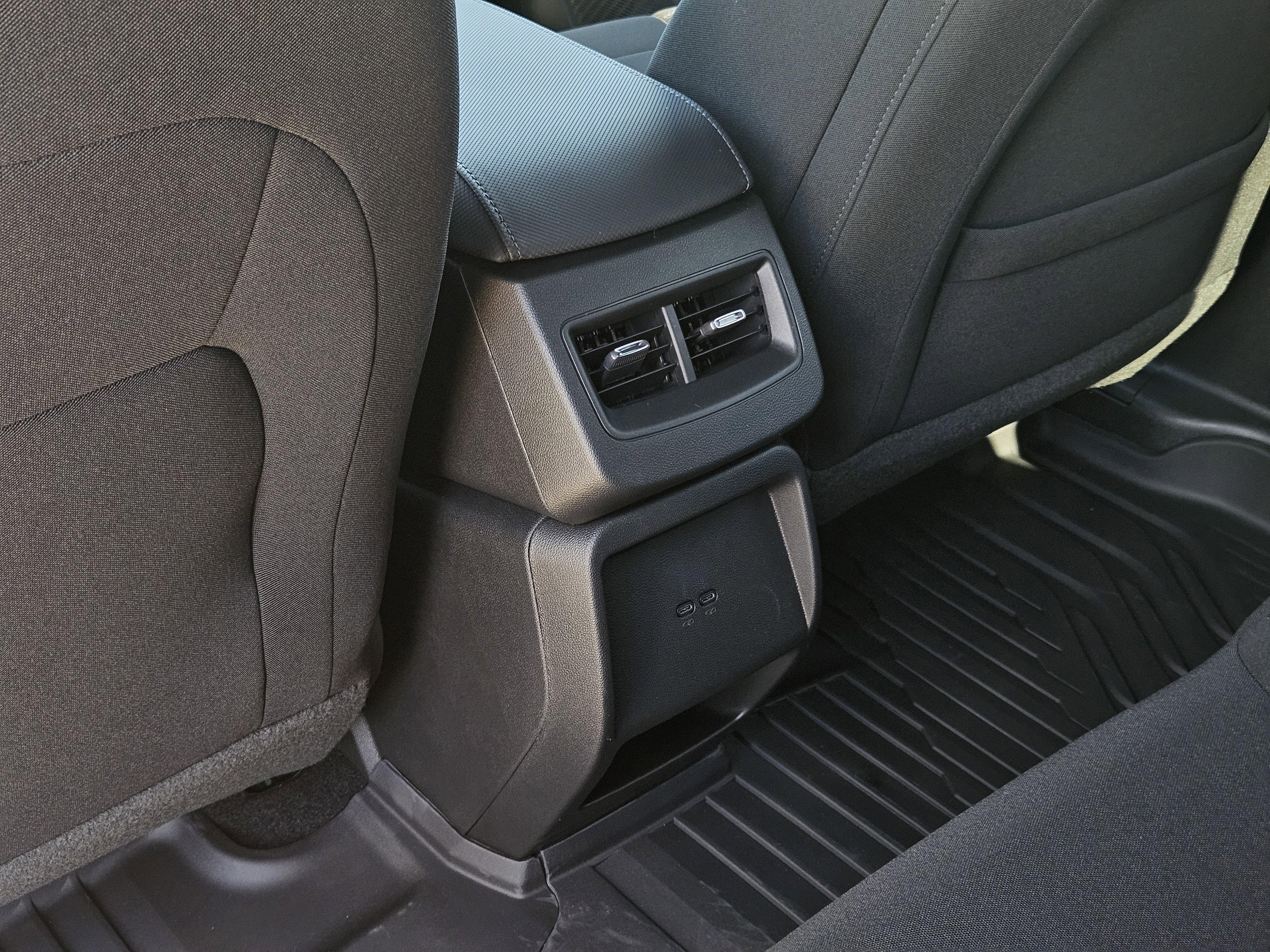 New 2026 Chevrolet Equinox EV LT w/ Comfort Package image 25