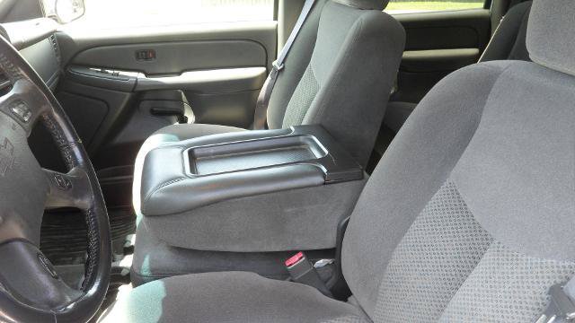 Used 2006 Chevrolet Silverado 1500 LT w/ Light Duty Power Package AWD/4WD image 32
